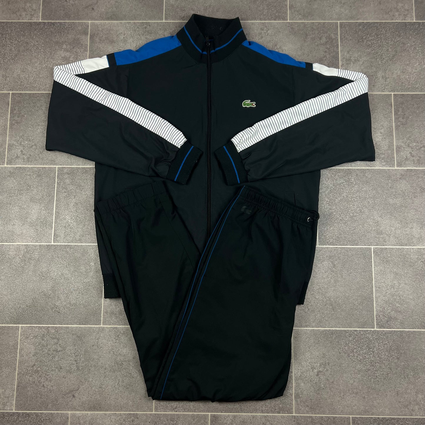 Lacoste Trainingsanzug(L)