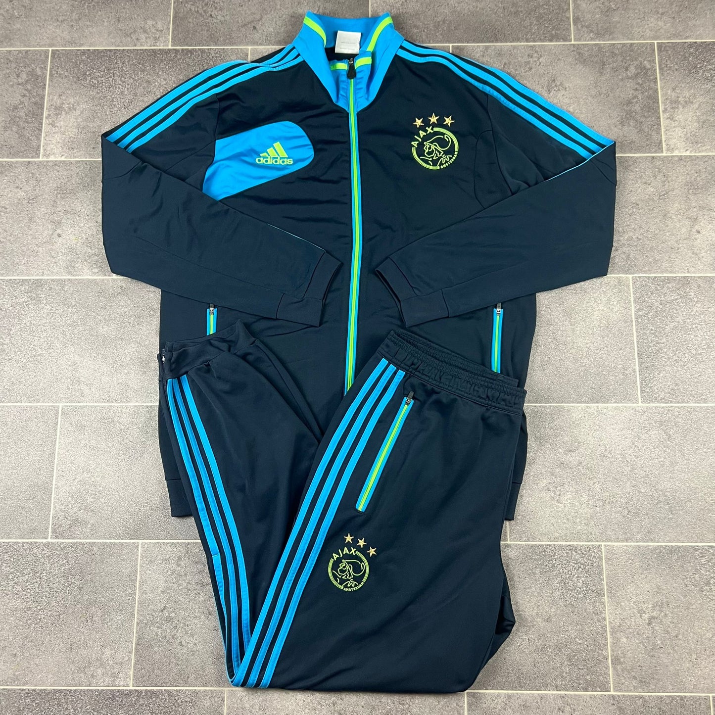 Ajax Amsterdam Trainingsanzug(L)