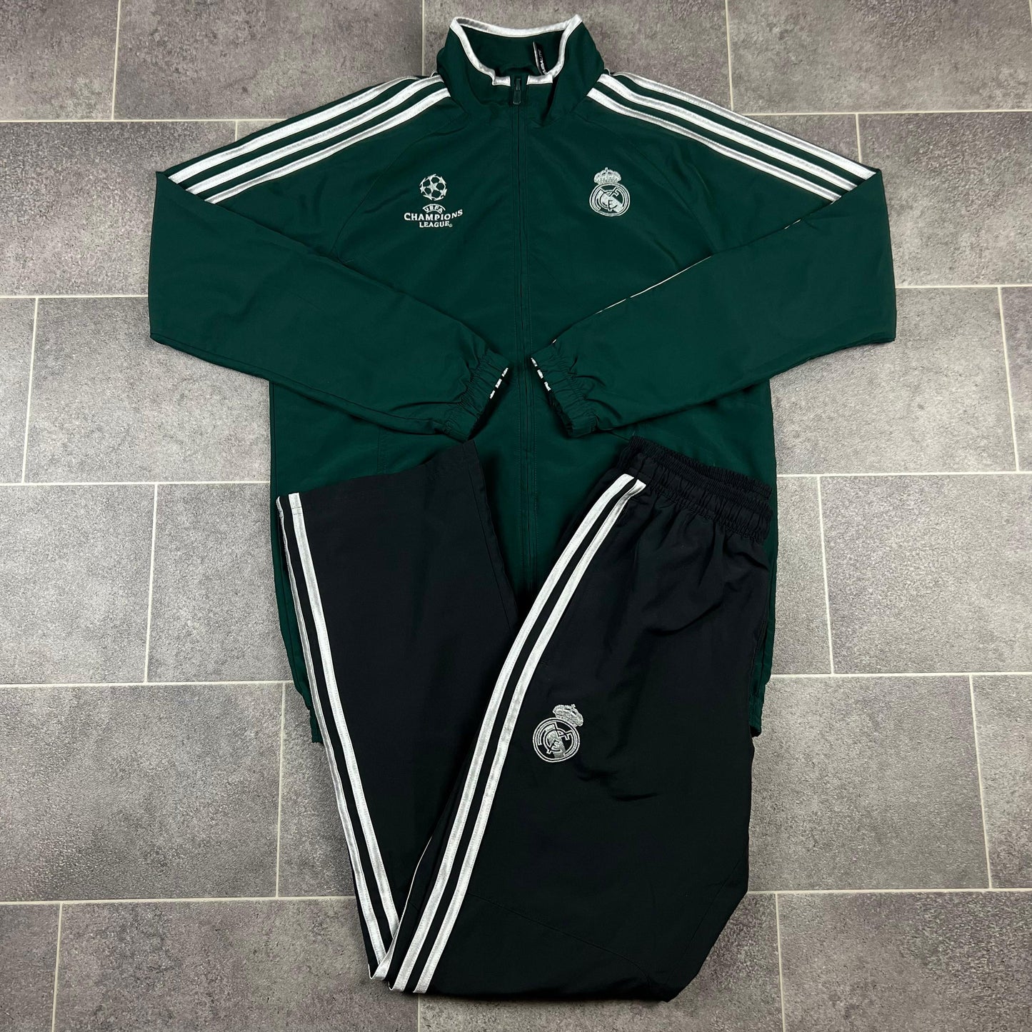 Real Madrid Trainingsanzug(S)